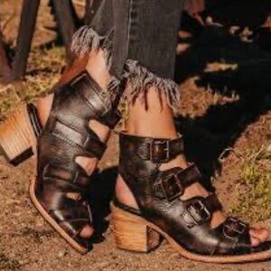 FreeBird Quail Leather Sandals